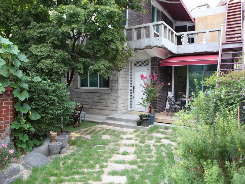 Hans House 2*